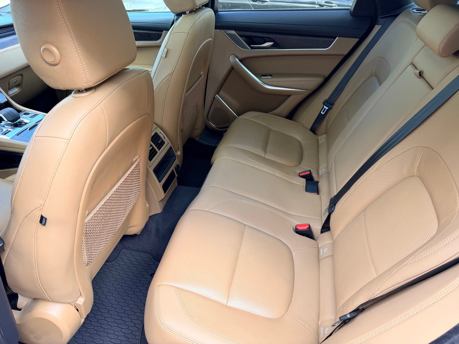 Used 2023 Jaguar F-PACE S AWD/4WD image 21