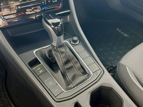 Used 2026 Volkswagen Jetta S FWD image 16