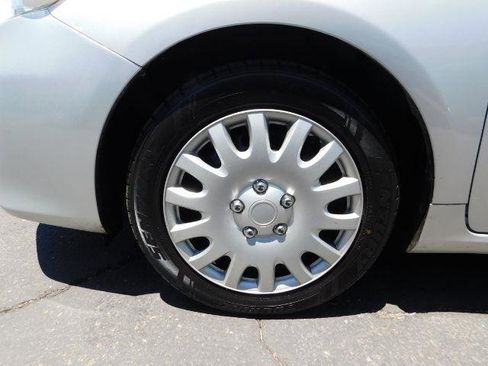 Used 2013 Toyota Corolla LE image 8