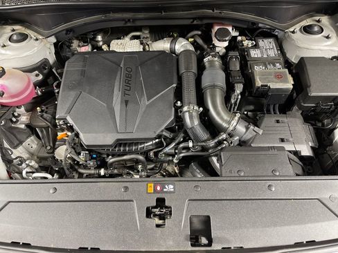 Certified 2022 Hyundai Santa Fe Limited image 9