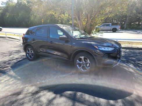 Used 2025 Ford Escape ST-Line image 4