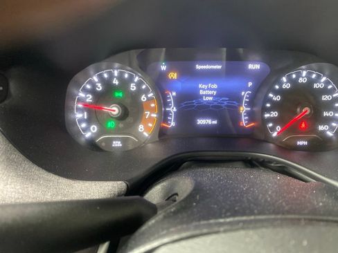 Used 2022 Jeep Compass Latitude FWD image 5