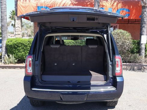 Used 2018 GMC Yukon Denali w/ Denali Ultimate Package image 9