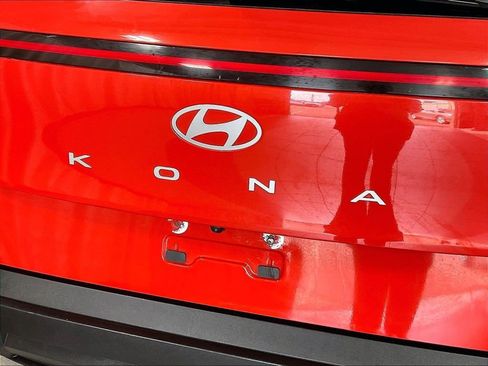 Used 2024 Hyundai Kona SEL FWD image 28