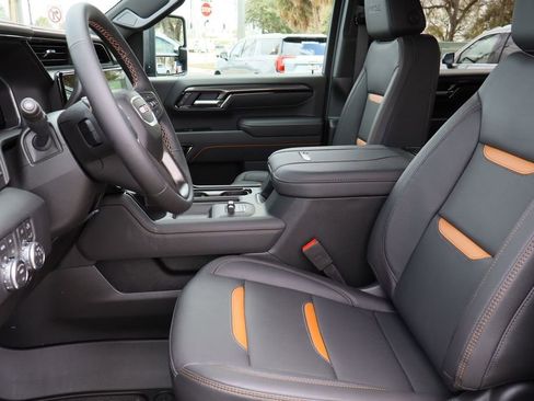 New 2026 GMC Sierra 2500 AT4 w/ AT4 Premium Plus Package image 17