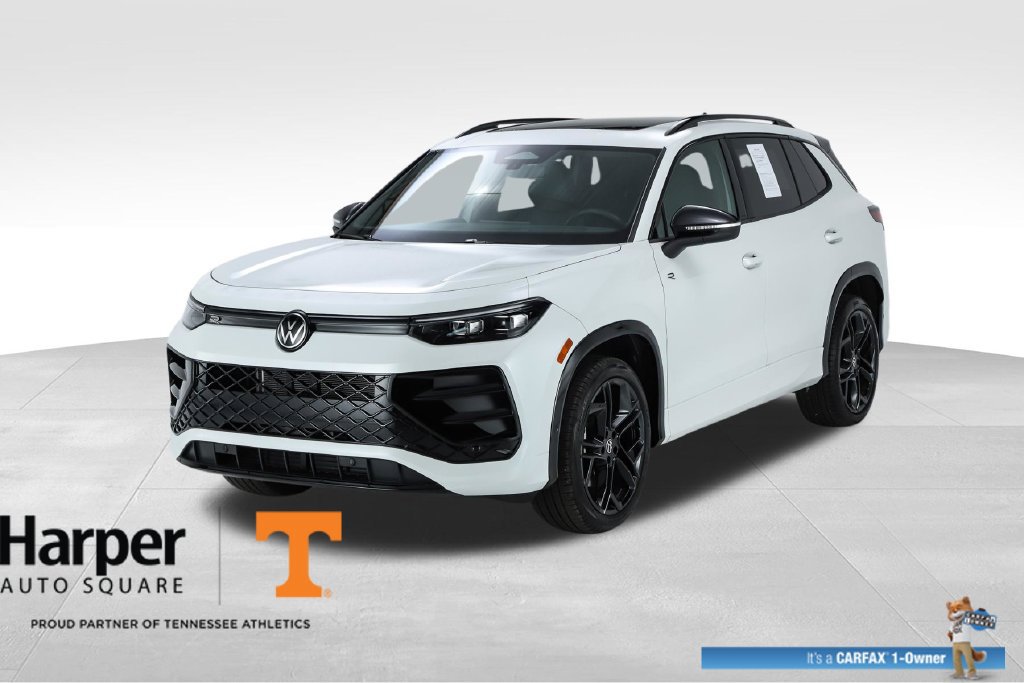 Used 2025 Volkswagen Tiguan SE R-Line AWD/4WD image 1