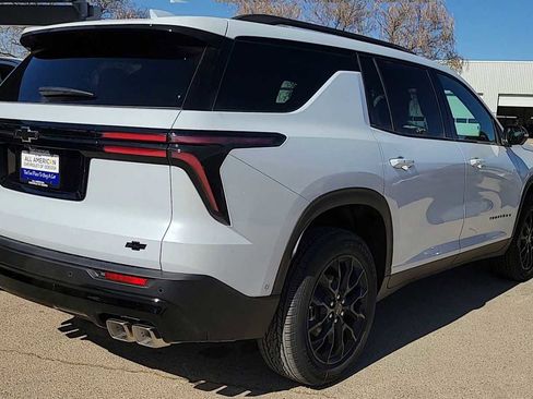 New 2026 Chevrolet Traverse LT w/ Enhanced Driving Package FWD image 9