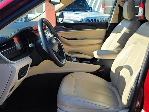 Used 2021 Jeep Grand Cherokee L Limited w/ Trailer Tow Group (B) image 11