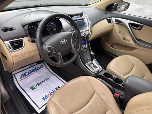 Used 2013 Hyundai Elantra Limited w/ Technology Pkg image 10