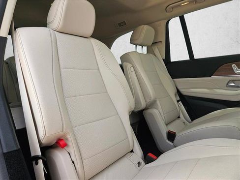 Certified 2023 Mercedes-Benz GLS 450 4MATIC image 20