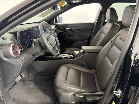 Used 2024 Chevrolet Trax RS image 6