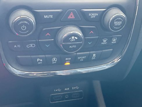Used 2018 Dodge Durango GT w/ Premium Group AWD/4WD image 19