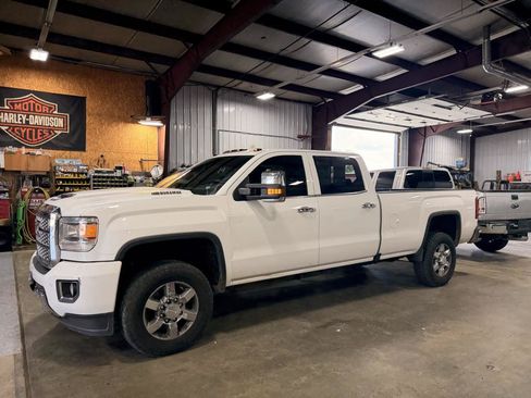 Used 2018 GMC Sierra 3500 Denali w/ Duramax Plus Package AWD/4WD image 1