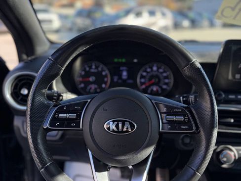 Used 2020 Kia Forte GT-Line image 18