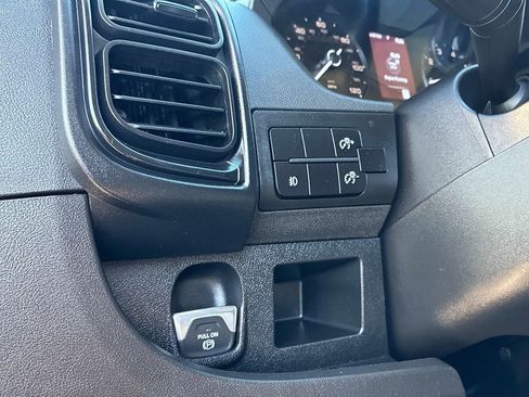 Used 2025 RAM ProMaster 2500 w/ Convenience Group FWD image 21