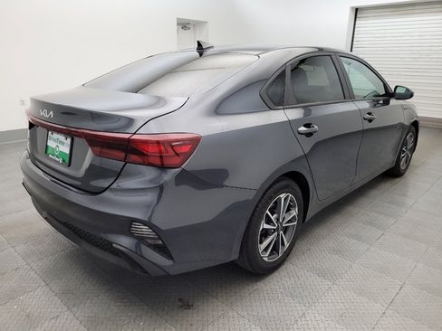 Used 2023 Kia Forte LXS FWD image 9