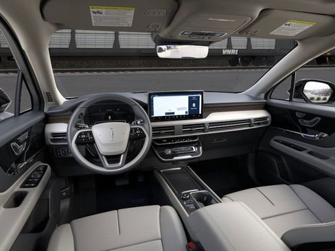 New 2026 Lincoln Corsair Grand Touring image 9