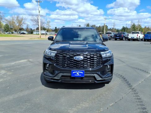 Used 2025 Ford Explorer ST-Line w/ Premium Package AWD/4WD image 9