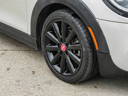 Used 2019 MINI Cooper S w/ Premium Package image 49