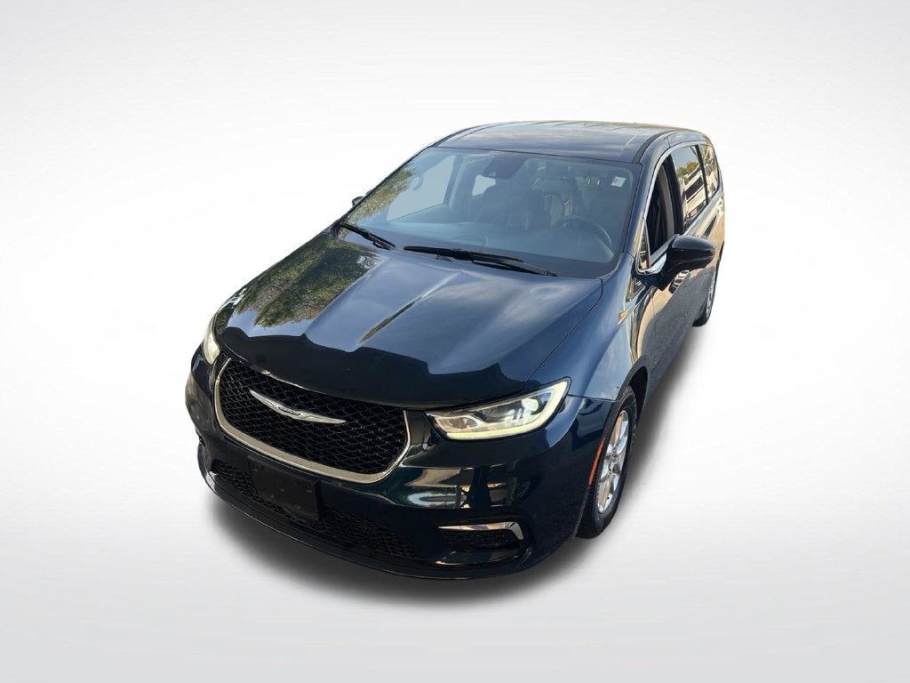 Used 2024 Chrysler Pacifica Touring-L FWD image 33