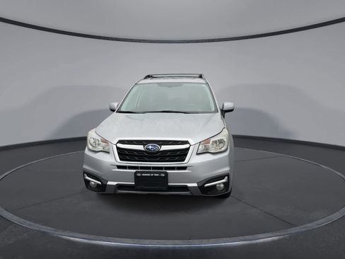 Used 2018 Subaru Forester 2.5i Limited image 3