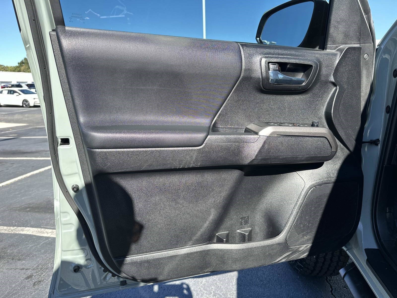 Used 2023 Toyota Tacoma TRD Off-Road AWD/4WD image 16