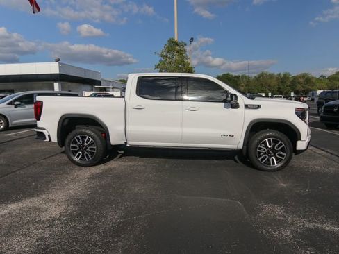 Used 2025 GMC Sierra 1500 AT4 w/ AT4 Premium Package image 11