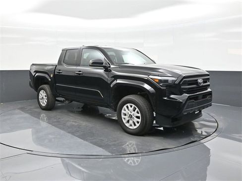Certified 2025 Toyota Tacoma SR image 22