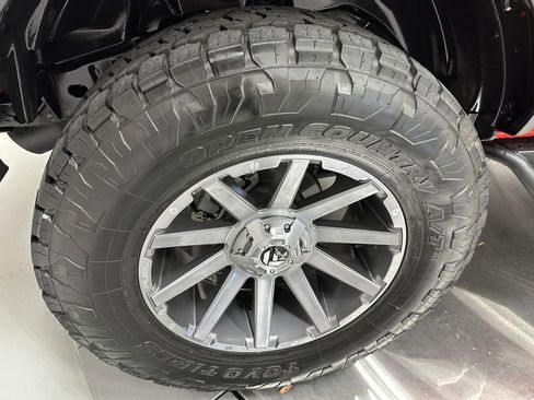 Used 2023 Ford Bronco Big Bend w/ Sasquatch Package image 23