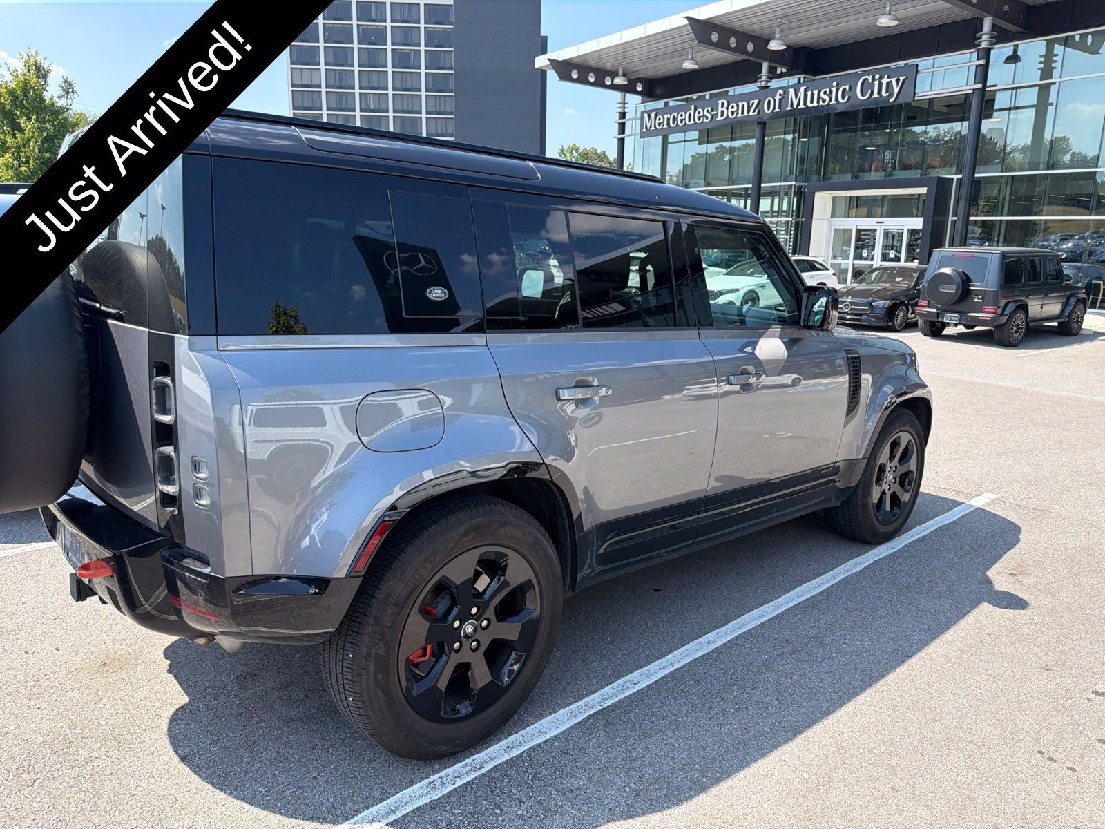 Used 2024 Land Rover Defender 110 X AWD/4WD image 4