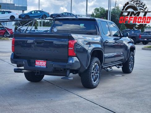 Certified 2026 Toyota Tacoma TRD Sport AWD/4WD image 5