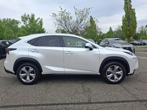 Used 2017 Lexus NX 200t AWD w/ Luxury Package image 7