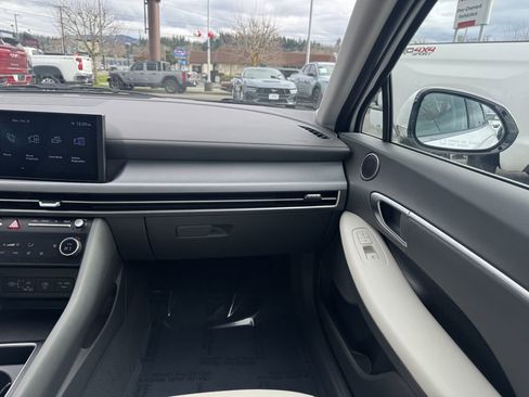 Used 2025 Hyundai Sonata SEL image 10