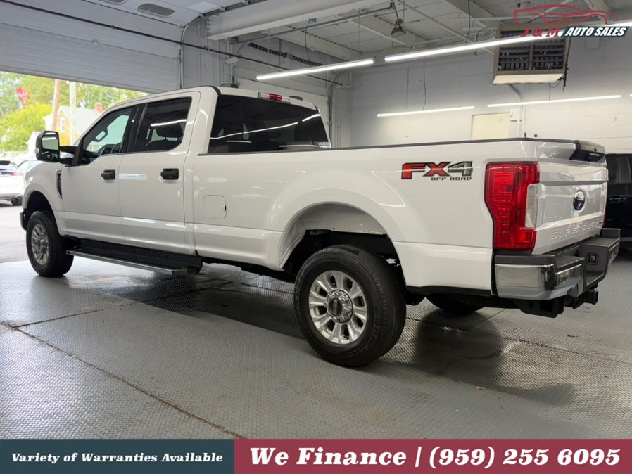 Used 2022 Ford F350 XLT w/ XLT Value Package AWD/4WD image 11