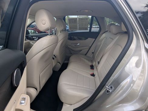 Certified 2022 Mercedes-Benz GLC 300 image 24