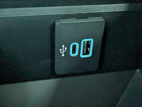 New 2025 Ford F350 King Ranch w/ FX4 Off-Road Package image 25