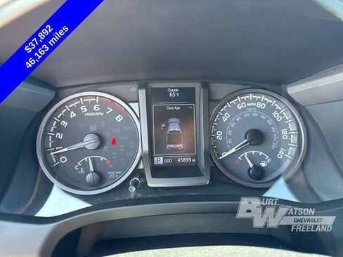 Used 2022 Toyota Tacoma TRD Sport AWD/4WD image 23