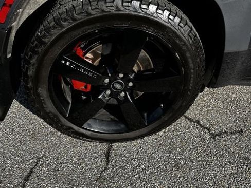 Used 2020 Land Rover Defender 110 X image 10