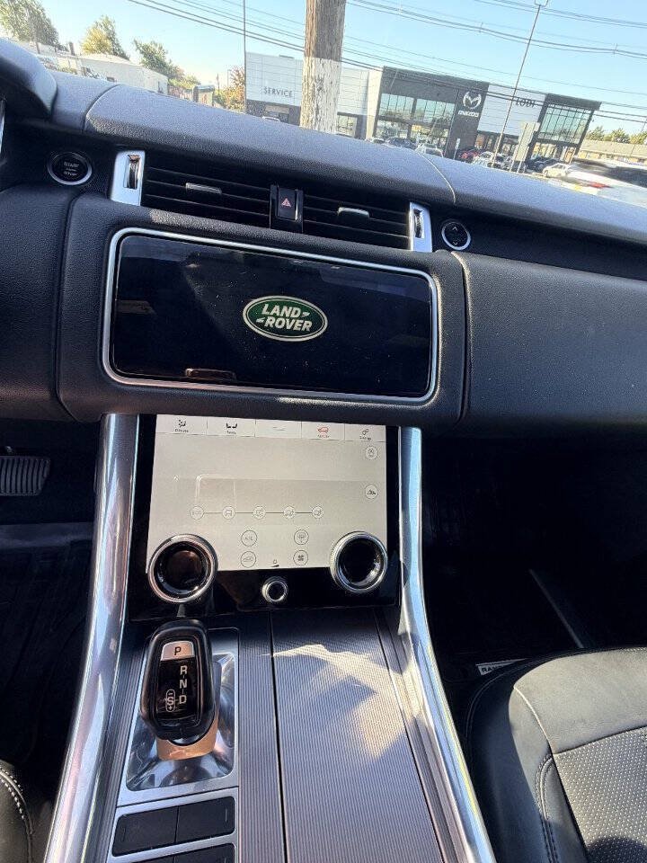 Used 2018 Land Rover Range Rover Sport HSE AWD/4WD image 10