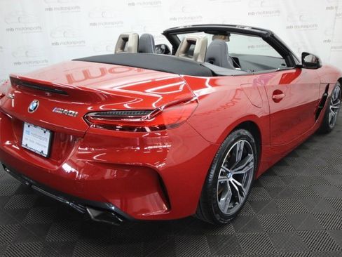 Used 2020 BMW Z4 M40i w/ Executive Package image 15