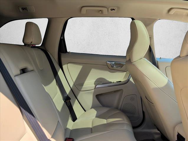 Used 2015 Volvo XC60 T6 w/ Proximity Package FWD image 27