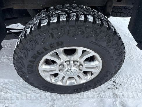 Used 2018 RAM 2500 Laramie AWD/4WD image 34