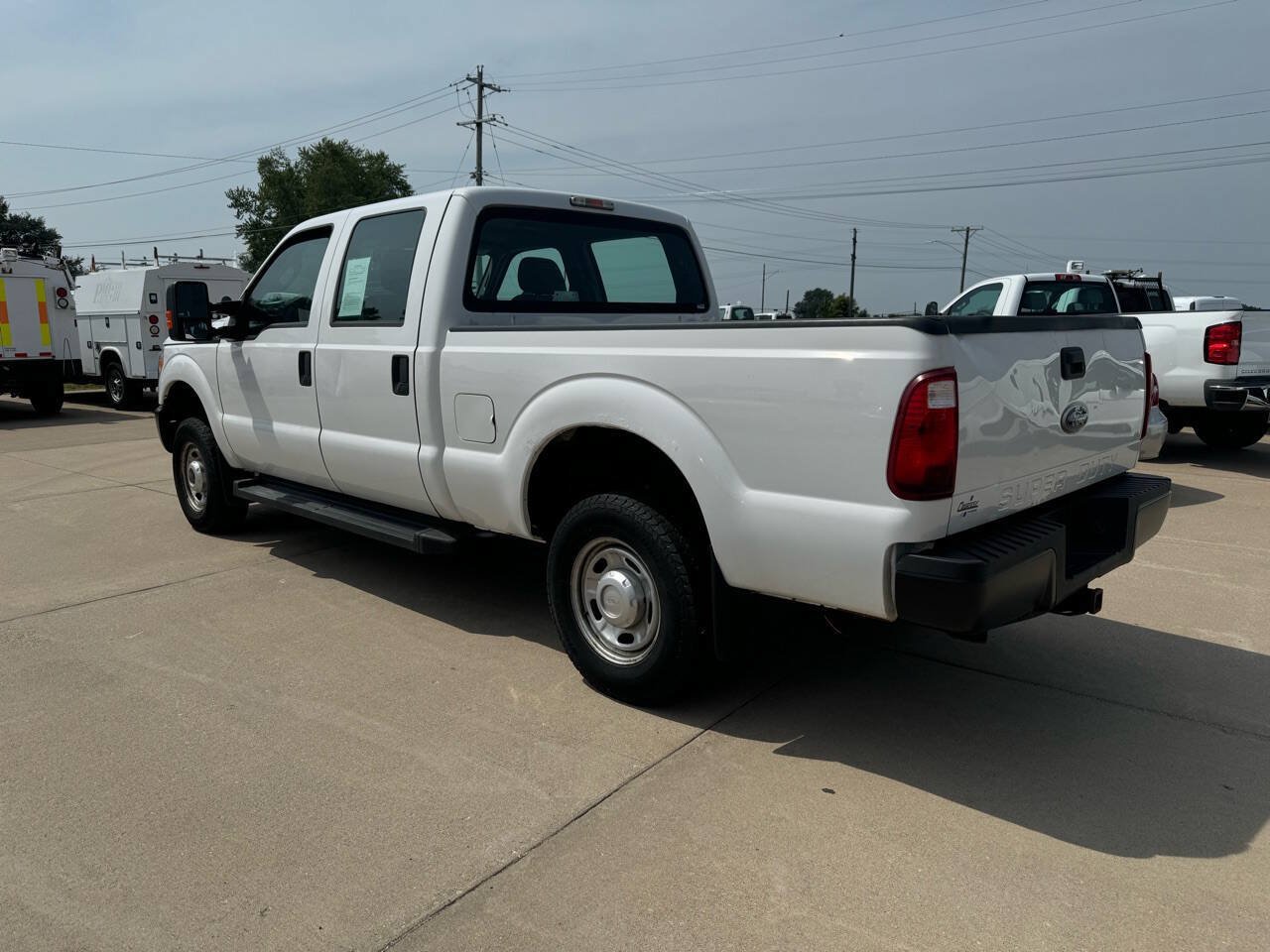 Used 2016 Ford F250 XL w/ Power Equipment Group AWD/4WD image 7