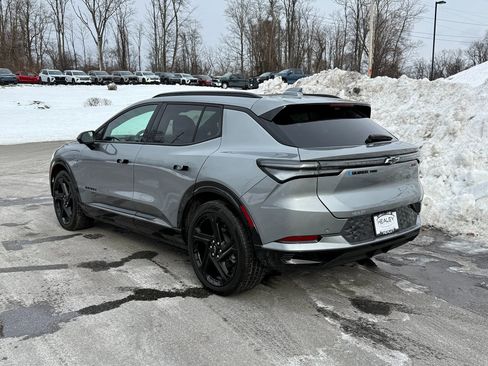 New 2025 Chevrolet Equinox EV RS image 4