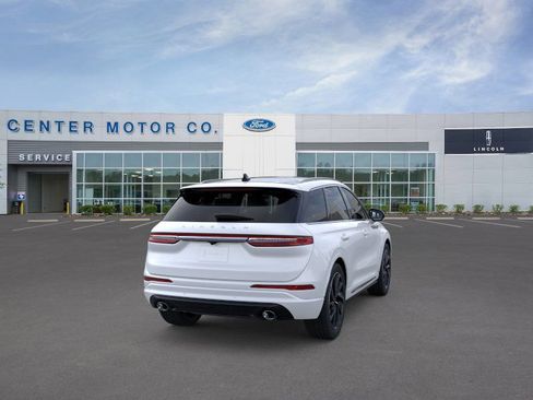 New 2024 Lincoln Corsair Grand Touring image 8