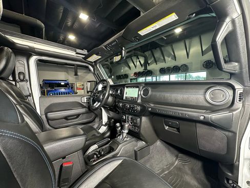 Used 2022 Jeep Wrangler Unlimited Rubicon 4xe w/ Cold Weather Group image 26