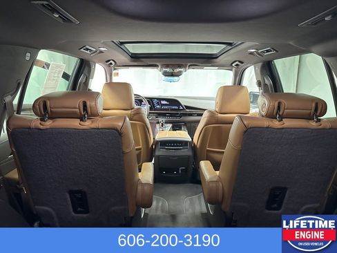 Used 2024 Cadillac Escalade Sport image 13