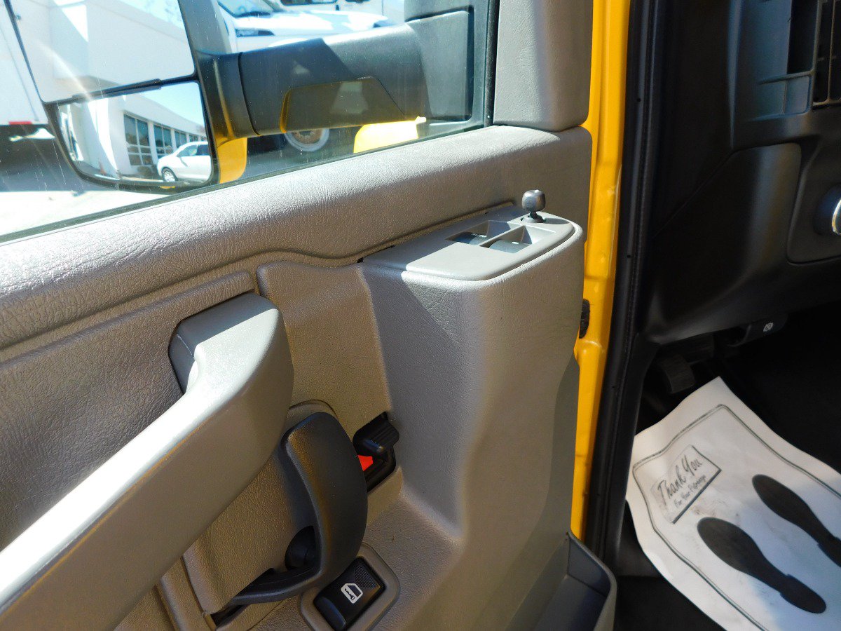Used 2021 GMC Savana 3500 Extended w/ Power Convenience Package RWD image 20