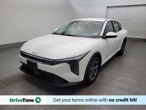 Used 2025 Kia K4 FWD image 1