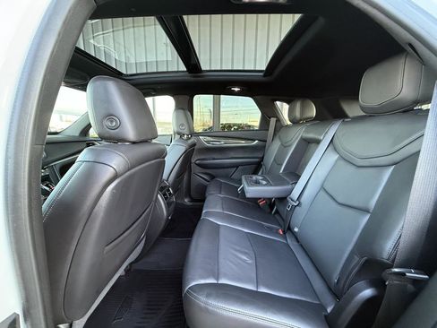 Used 2020 Cadillac XT5 Sportv image 37